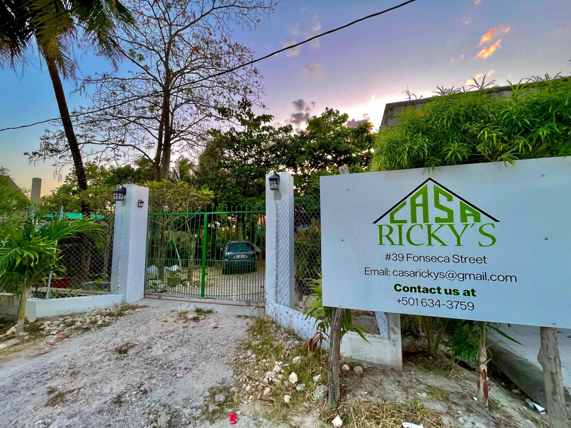 Casa Ricky'S Hostel Orange Walk Town Ngoại thất bức ảnh