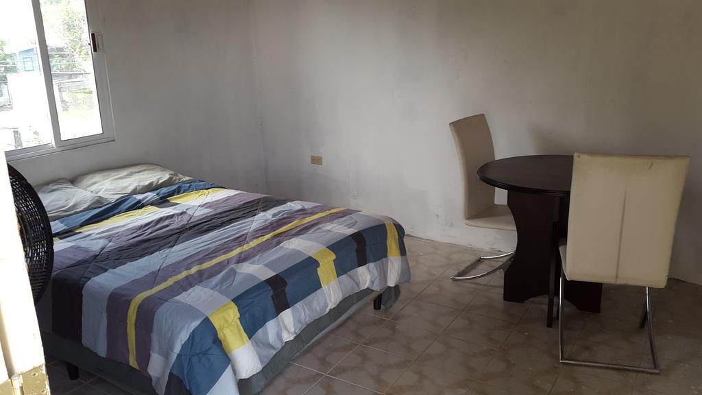 Casa Ricky'S Hostel Orange Walk Town Ngoại thất bức ảnh