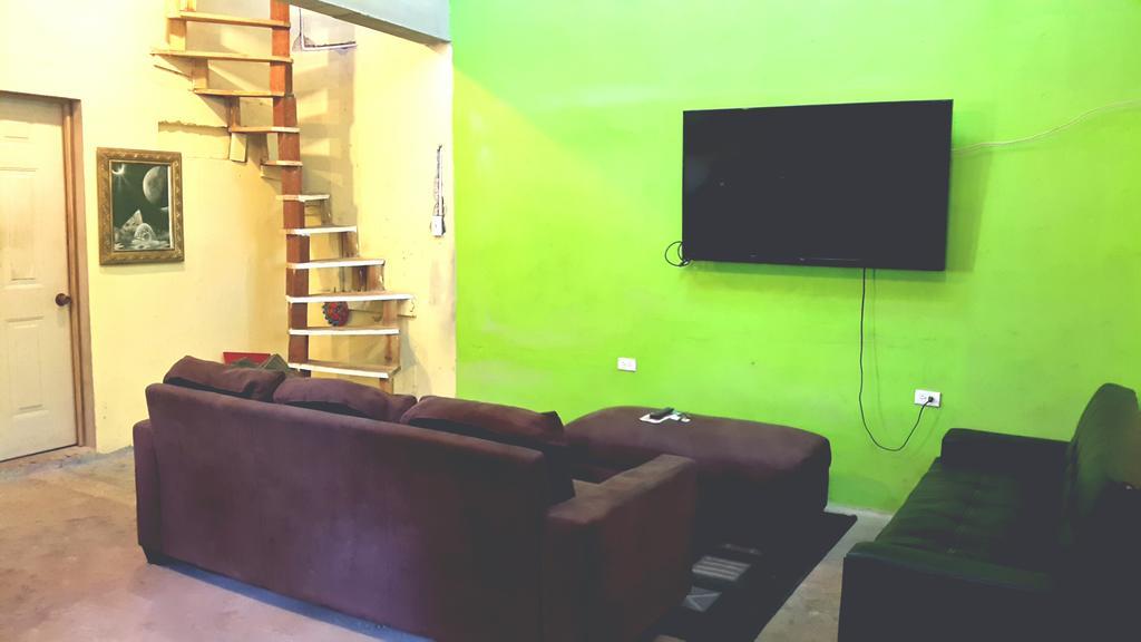 Casa Ricky'S Hostel Orange Walk Town Ngoại thất bức ảnh